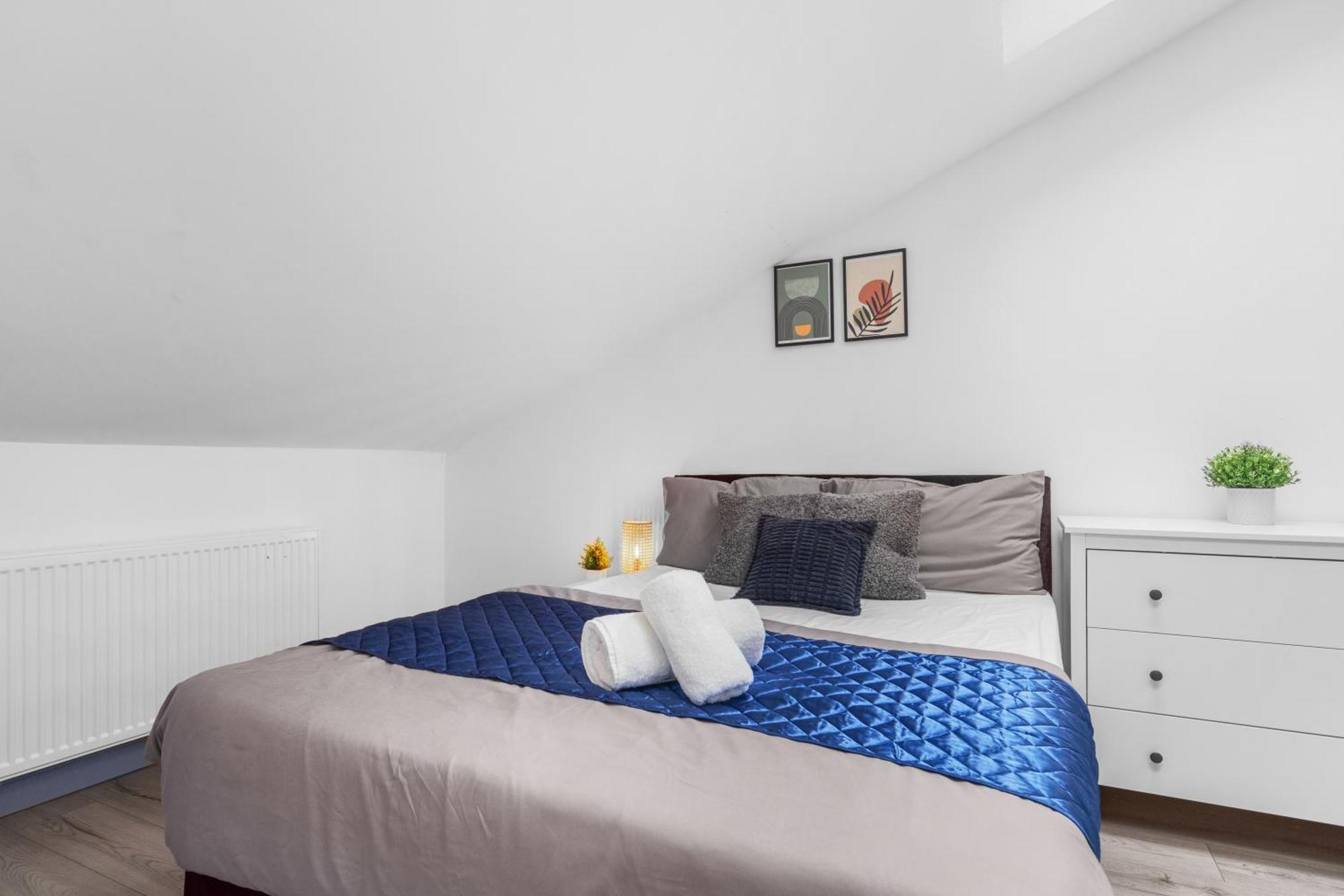 Budget 2-bed House 10mins To Leeds Centre Vakantiehuis